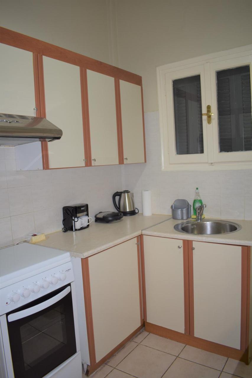 Great Location Comfort Flat Athena Bagian luar foto