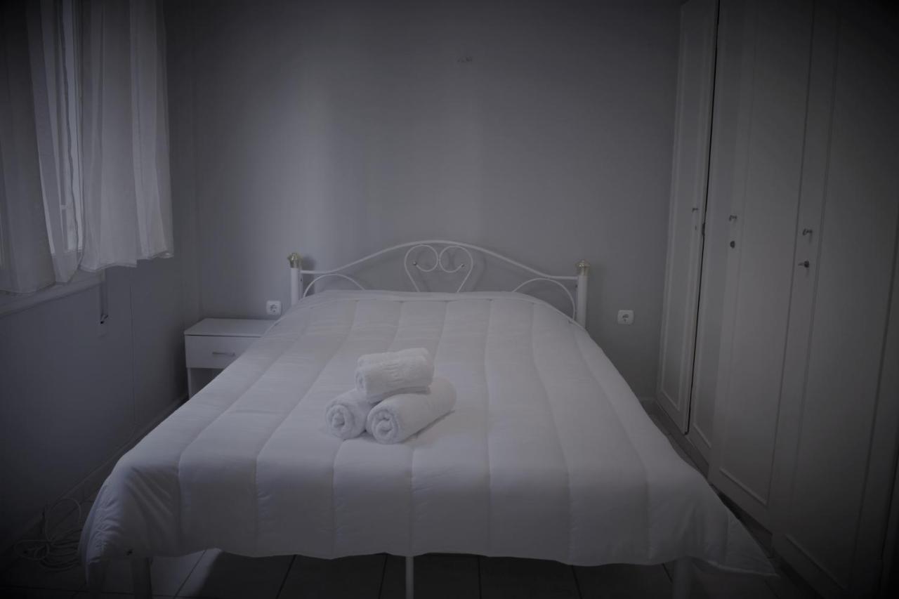 Great Location Comfort Flat Athena Bagian luar foto